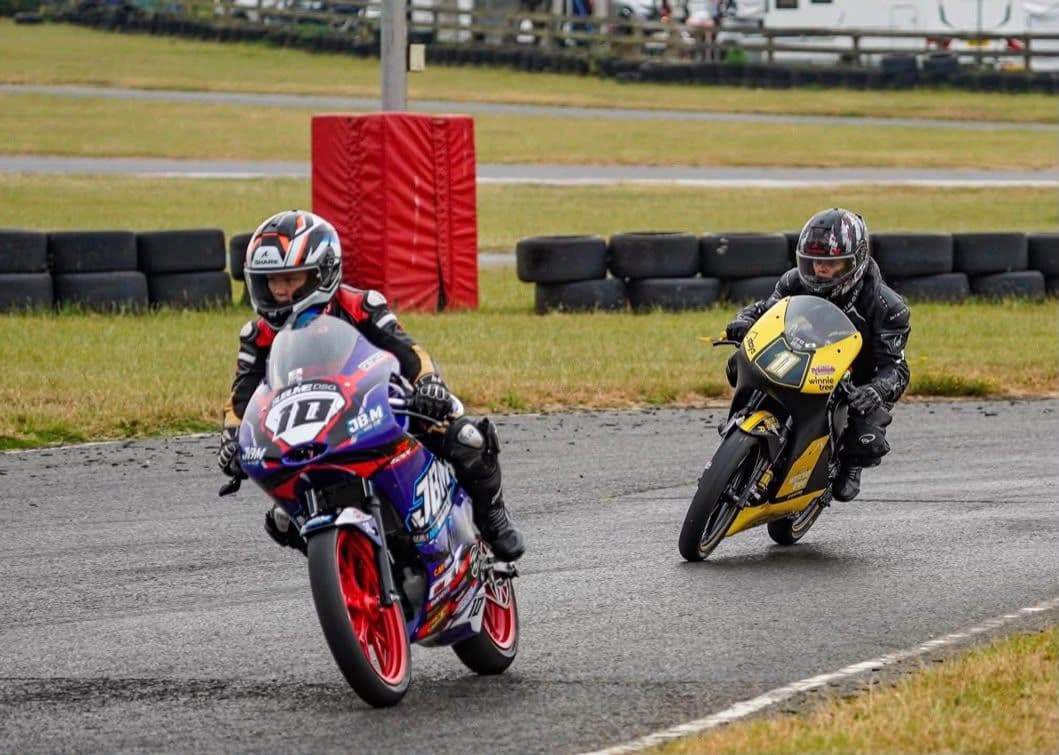 Ted chasing another rider